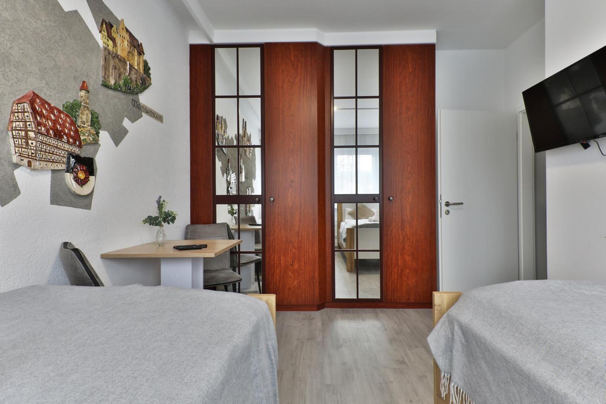 Moderne Ferienwohnungen - Service Wie Im Hotel Göppingen Buitenkant foto