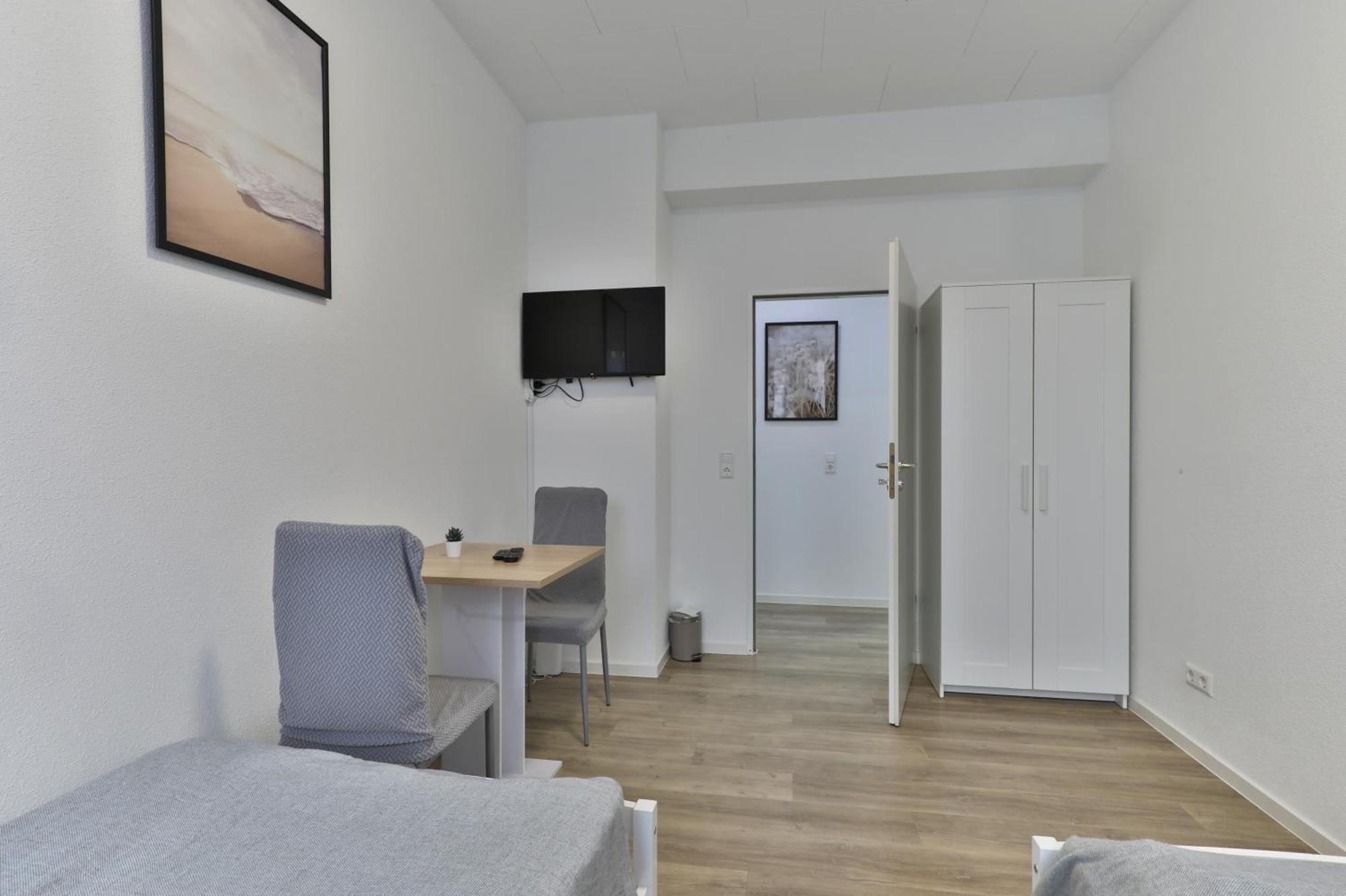 Moderne Ferienwohnungen - Service Wie Im Hotel Göppingen Buitenkant foto