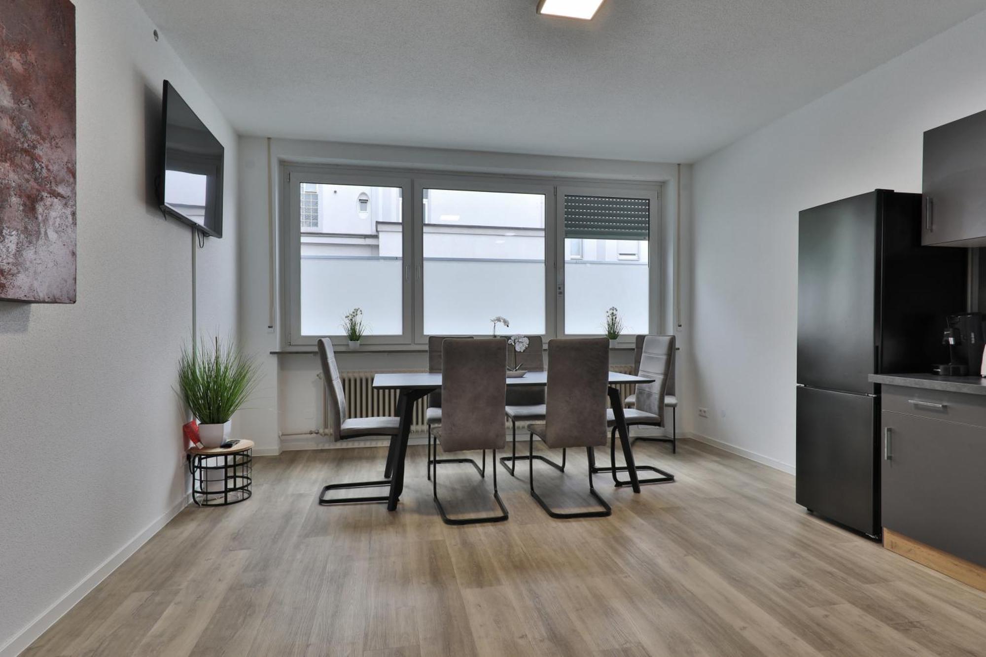 Moderne Ferienwohnungen - Service Wie Im Hotel Göppingen Buitenkant foto